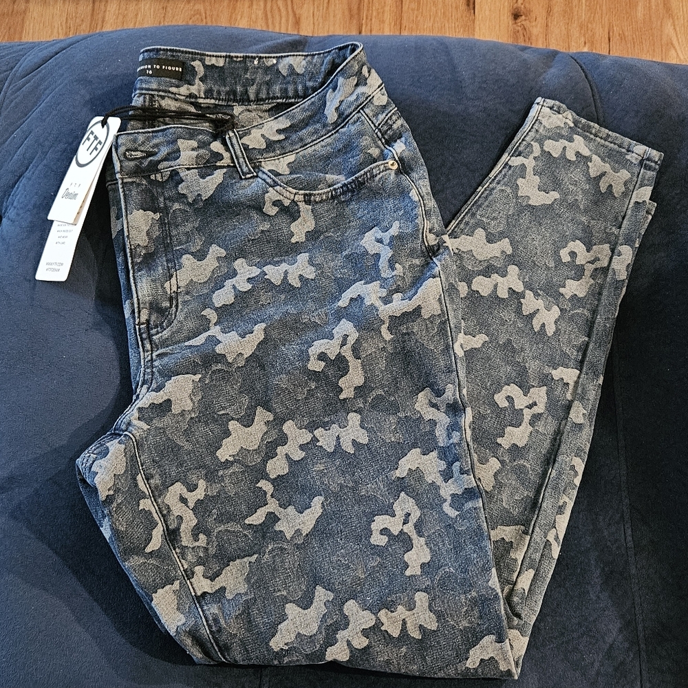 Fashion To Figure/Copper Flash 2pr Plus Jeans